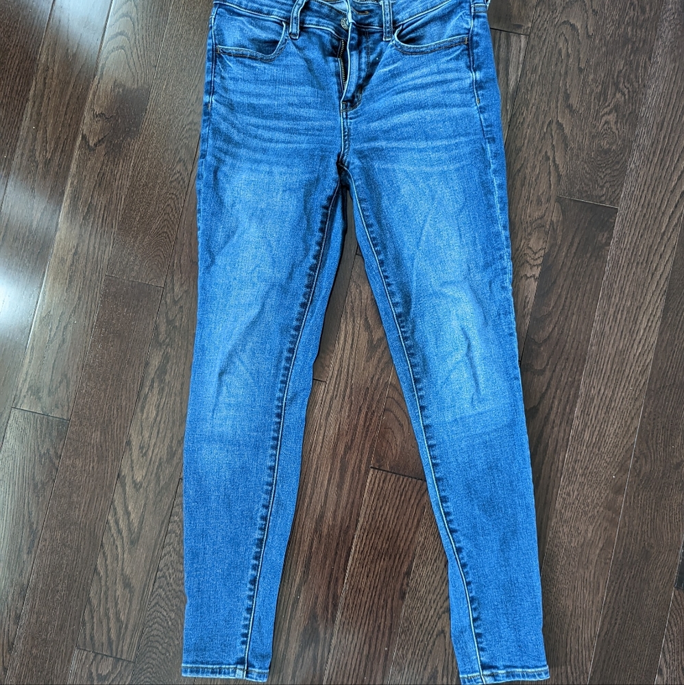 American Eagle Hi-Rise Jegging